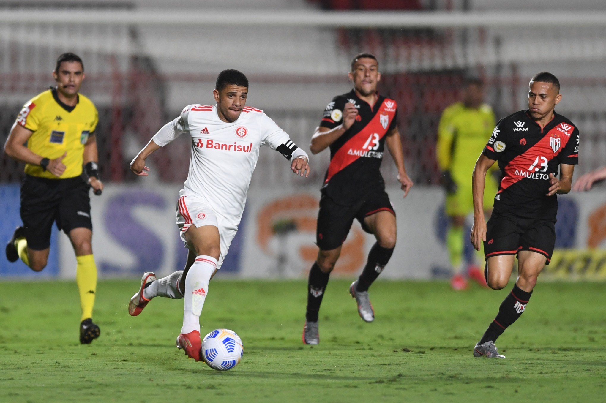 Em jogo ruim, Inter e Atlético-GO ficam no 0 a 0 pelo Brasileirão - Inter -  Diário de Canoas