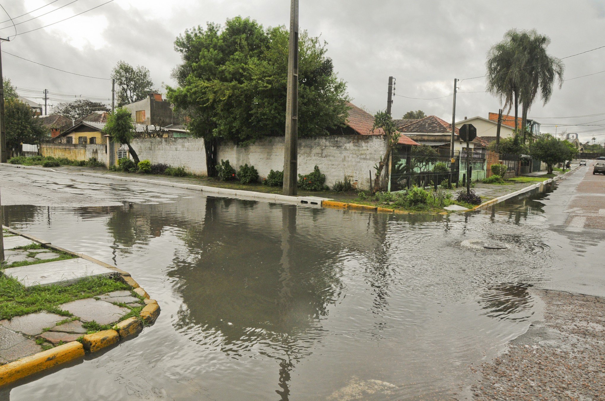 Risco de chuva forte deixa Defesa Civil de Canoas em estado de alerta