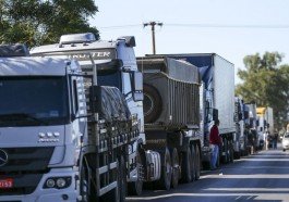 Caminhoneiros devem ter regras específicas em mudanças na jornada, diz ministério