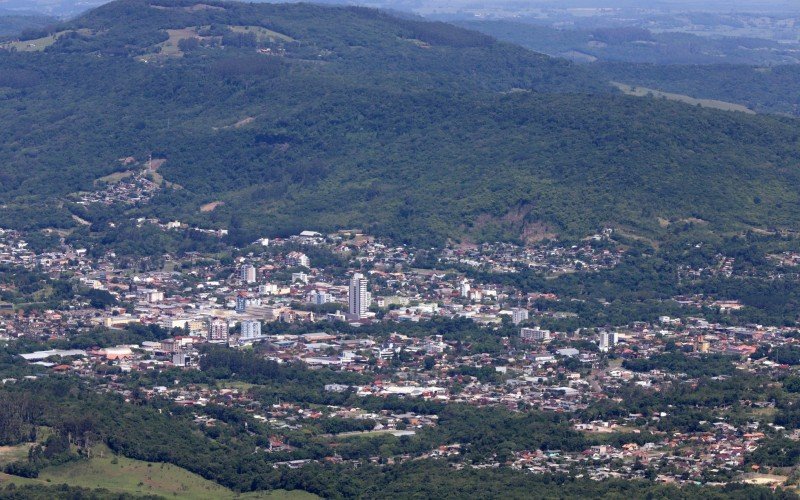 Em Igrejinha, energia voltou mas em menos de 15 minutos voltou a cair e está oscilando | abc+