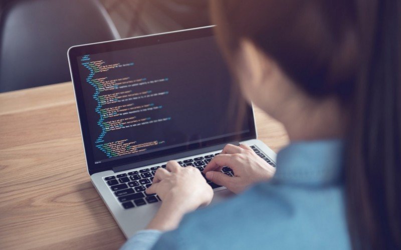 Podem se inscrever maiores de 18 anos com acesso à internet e computador | Jornal NH