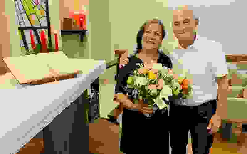 Casal comemora bodas de ouro dentro do Hospital Moinhos de Vento