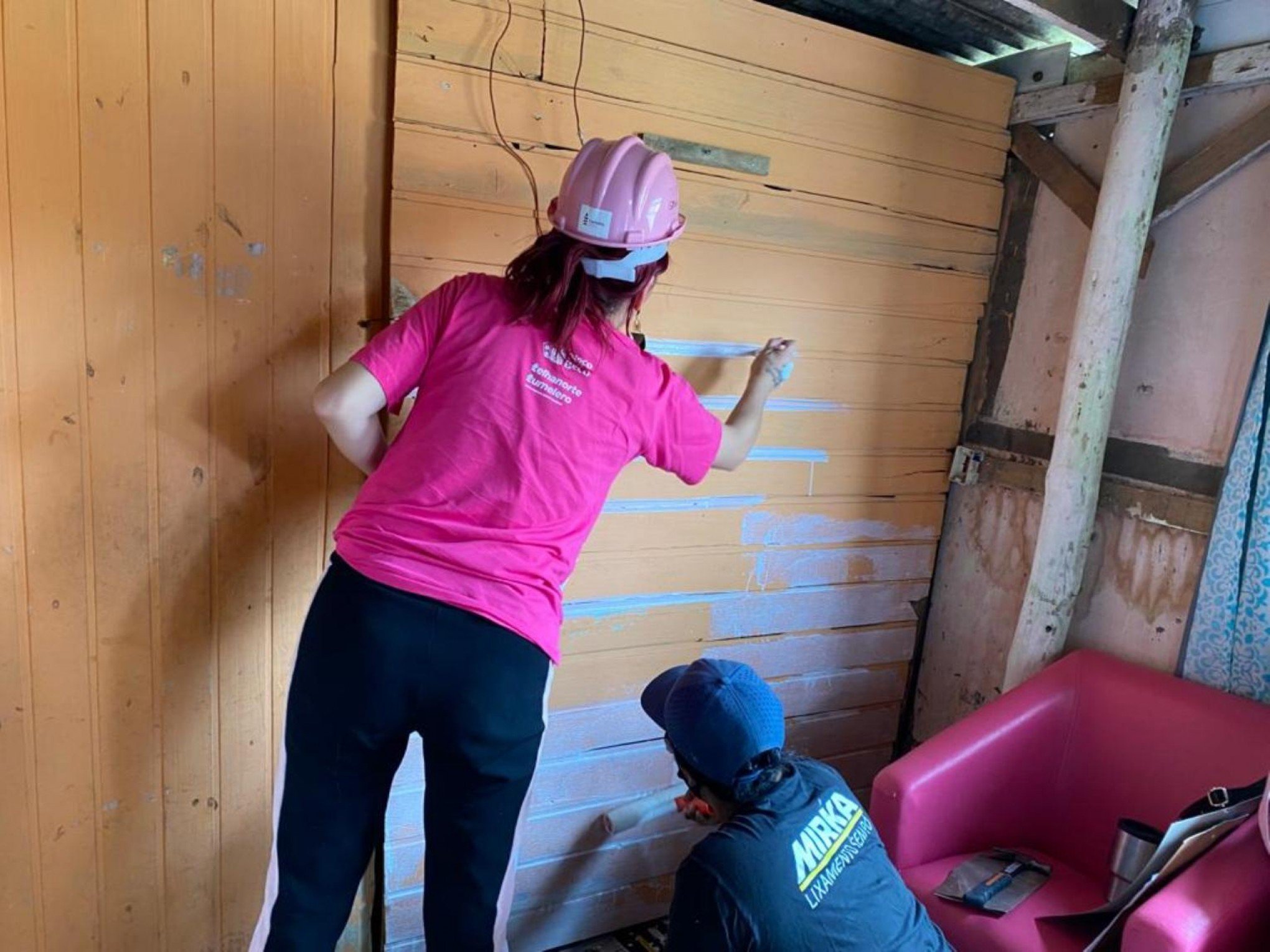 Projeto que capacita mulheres na construção civil realiza ação especial nesta terça-feira