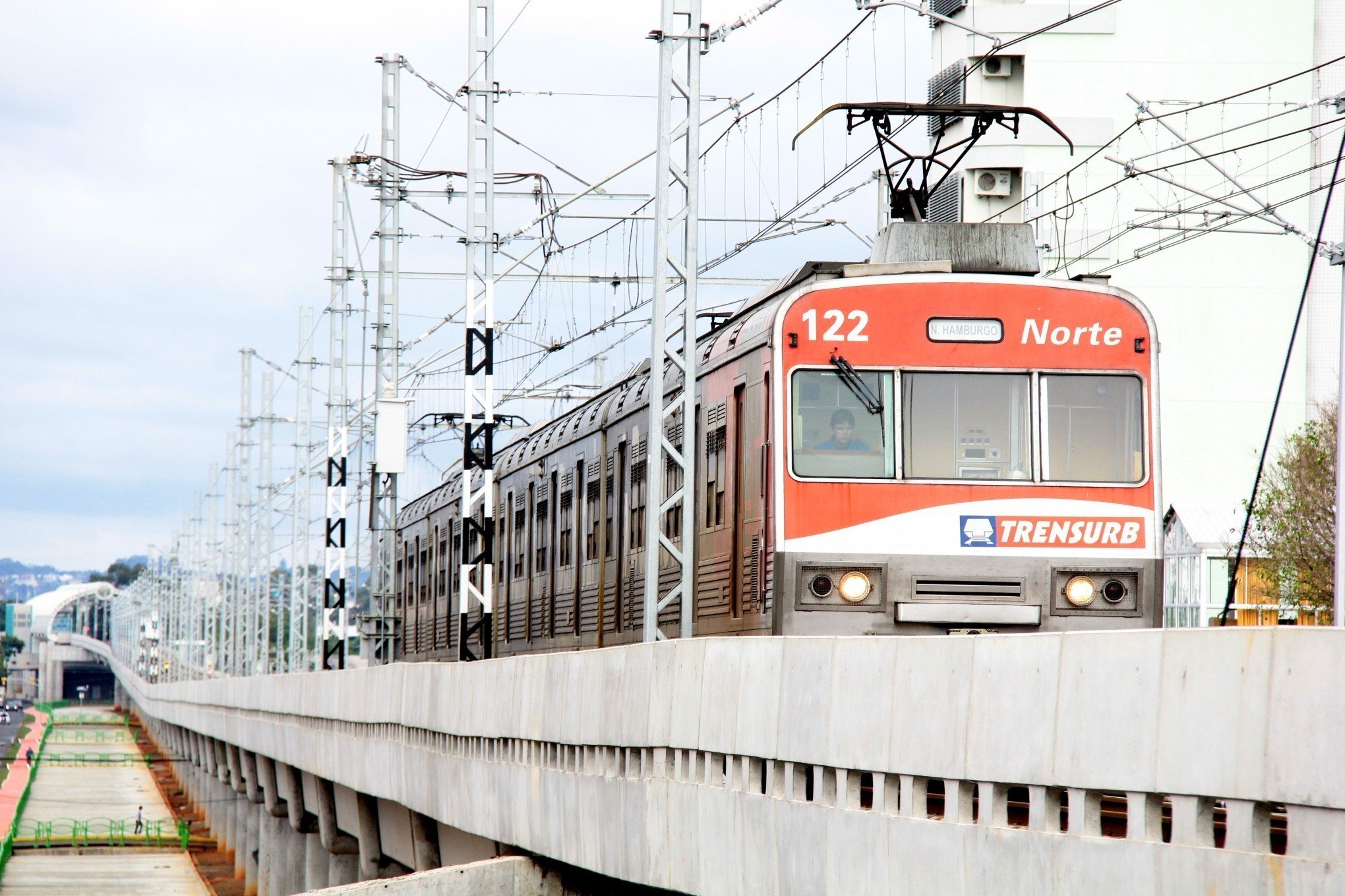 Trensurb festeja 40 anos da Linha 1 que ligou a capital à região