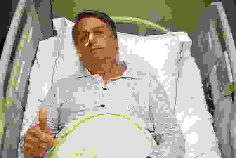 Bolsonaro segue internado em hospital de São Paulo