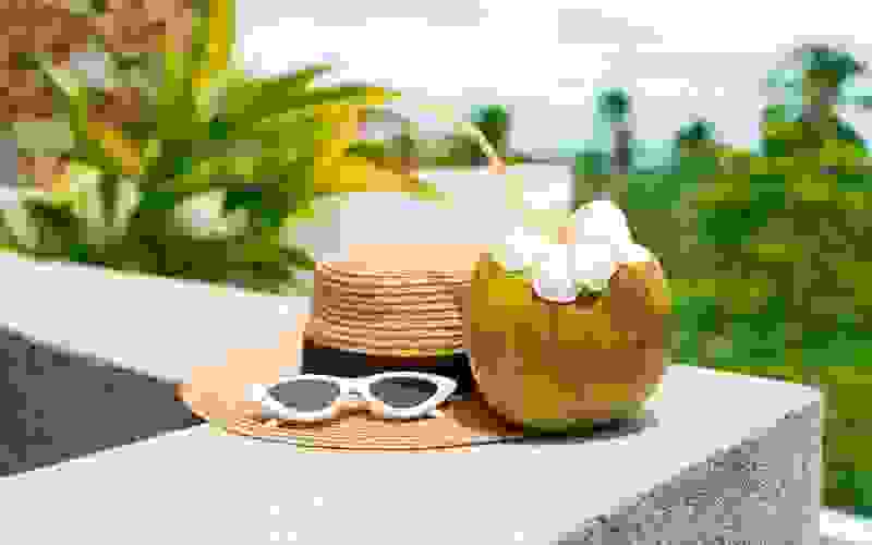 Você sabe quais são os benefícios da água de coco?