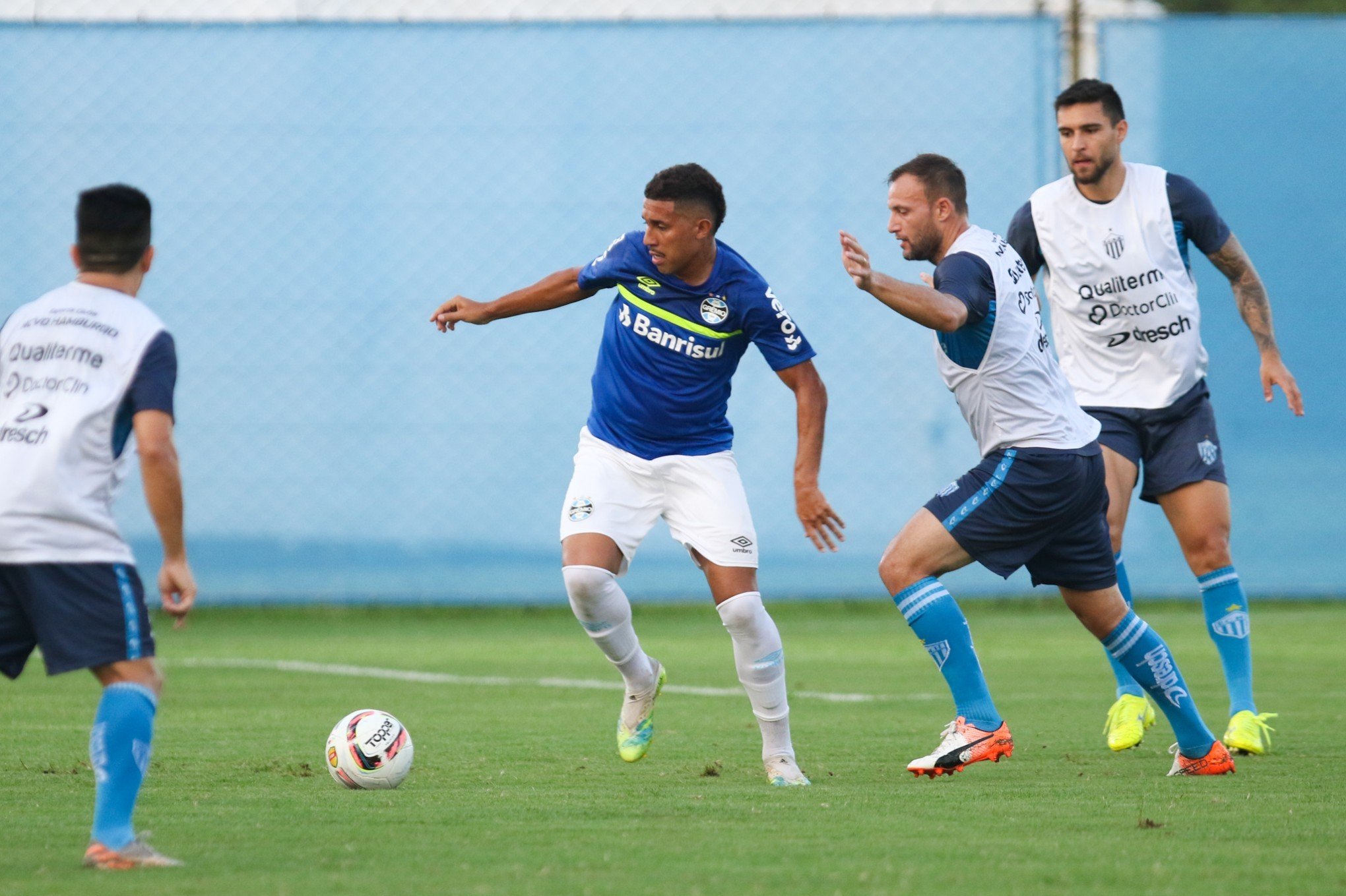 Grêmio comunica a venda do atleta Bitello