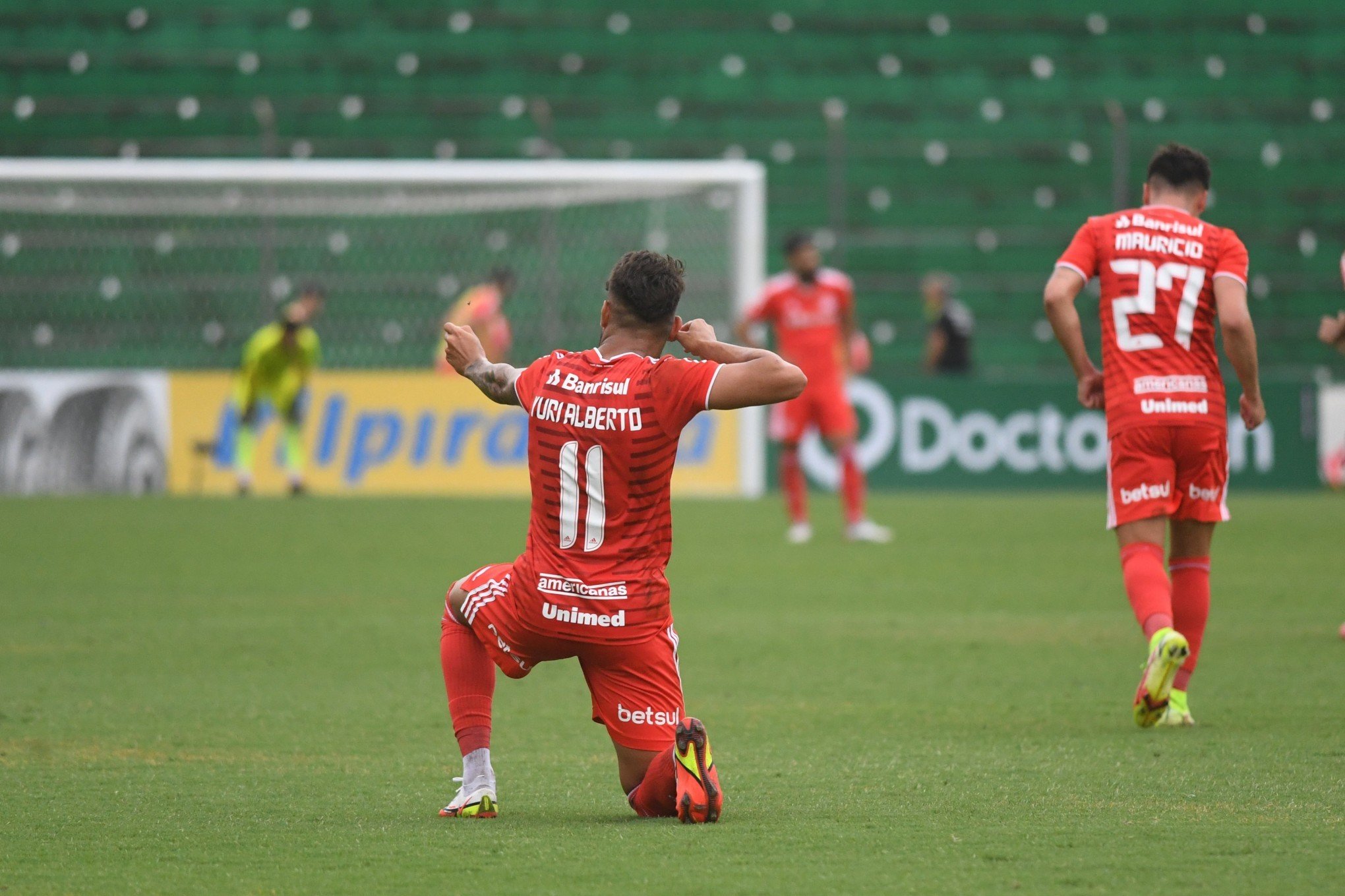 Com reforço e volta de David, Juventude ganha opções no ataque para jogo de  domingo