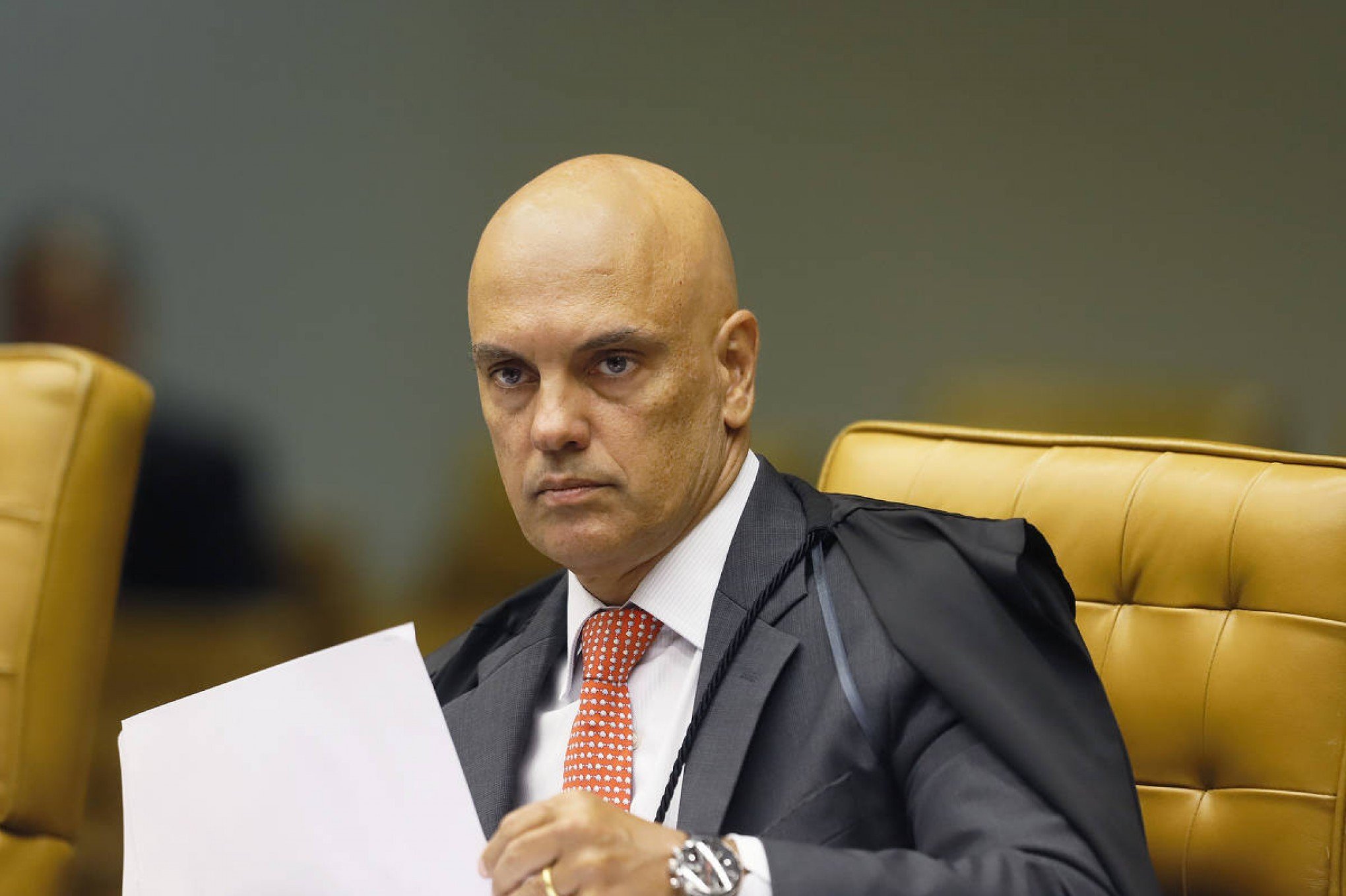 Moraes 'determina a própria prisão' e PF investiga possível invasão hacker no CNJ