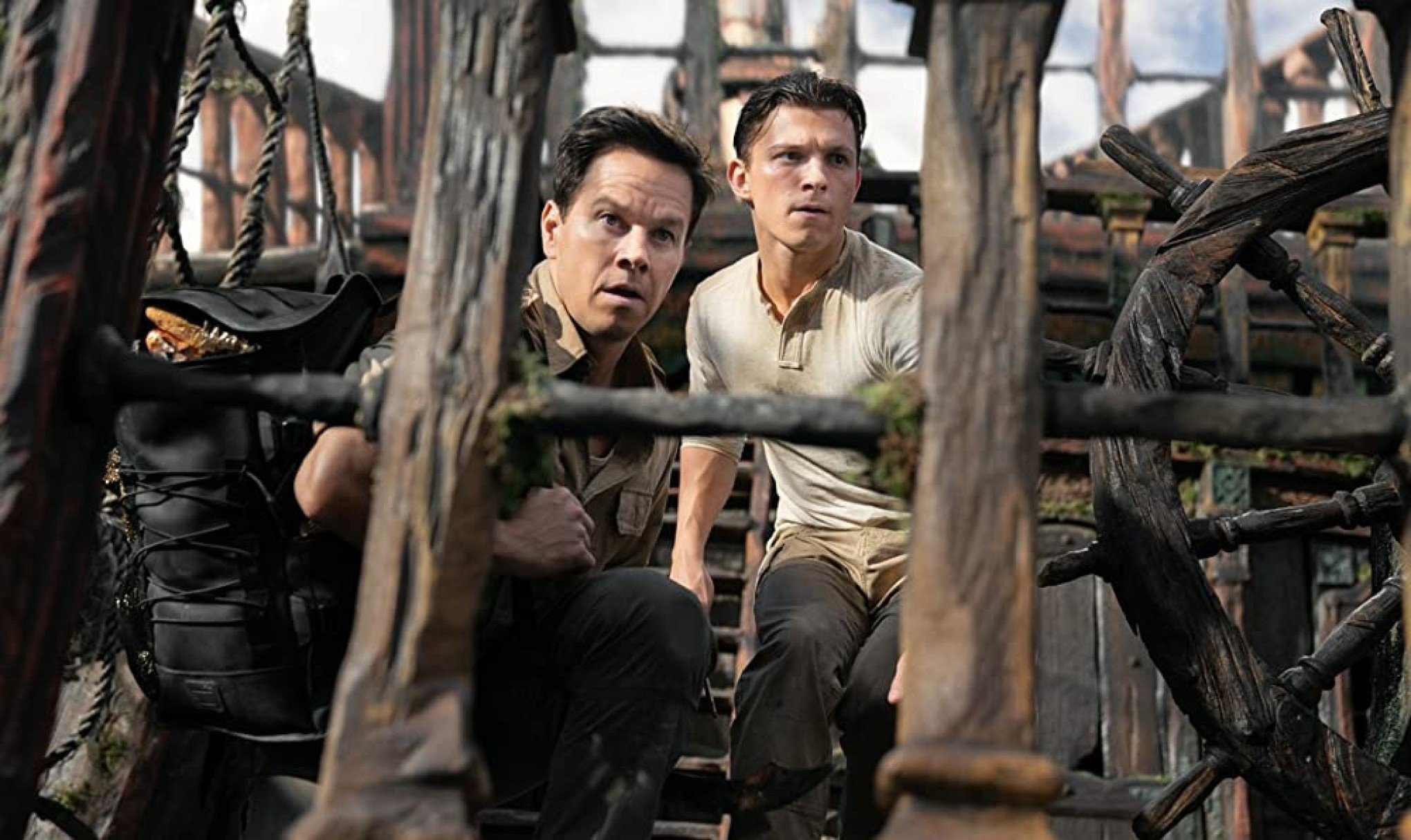 Tom Holland está de volta aos cinemas no filme 'Uncharted: Fora do Mapa