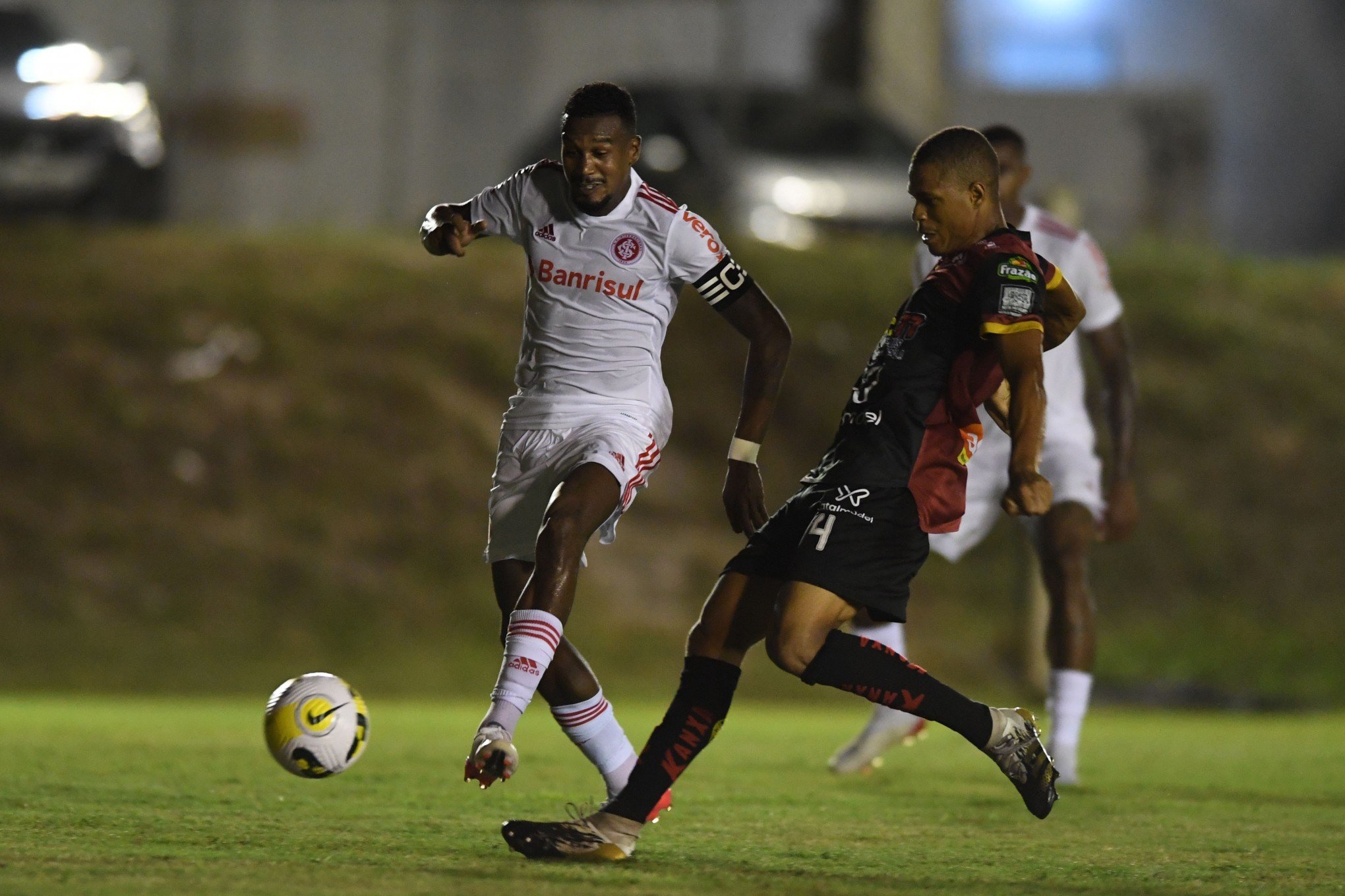 Por que Inter desistiu de Wesley Moraes após vencer luta com São Paulo