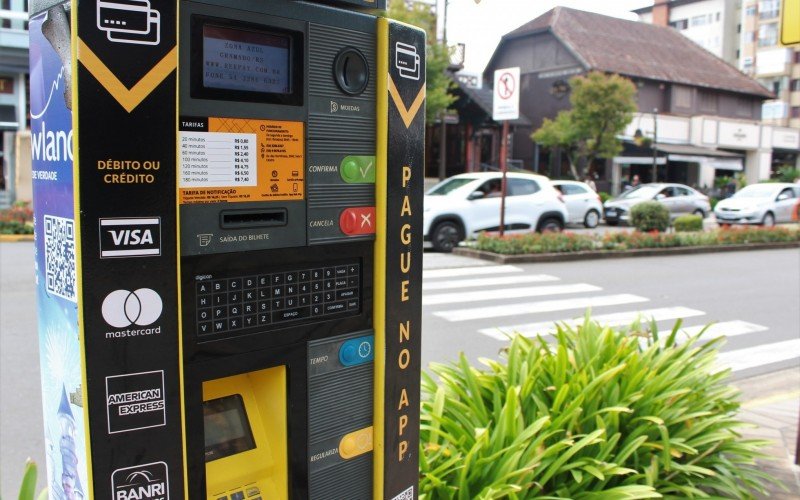 Rek Parking, parquímetro, Gramado, estacionamento rotativo