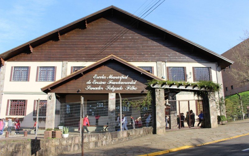 Escola Senador Salgado Filho fica no bairro Piratini, em Gramado 