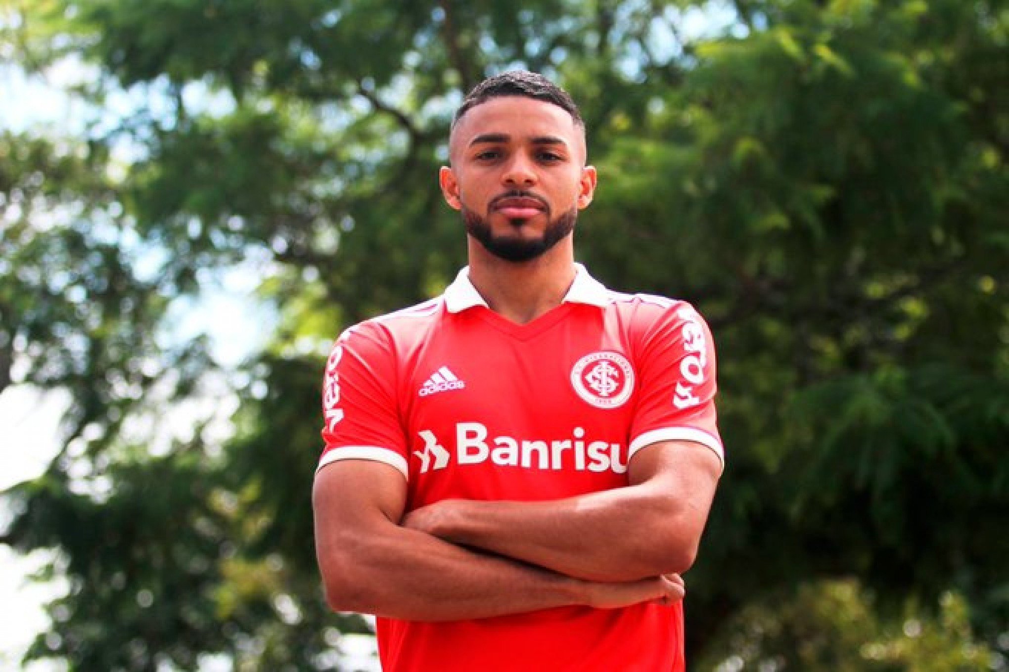 DE PENA E WANDERSON NÃO PODEM MAIS VESTIR A CAMISA DO INTER