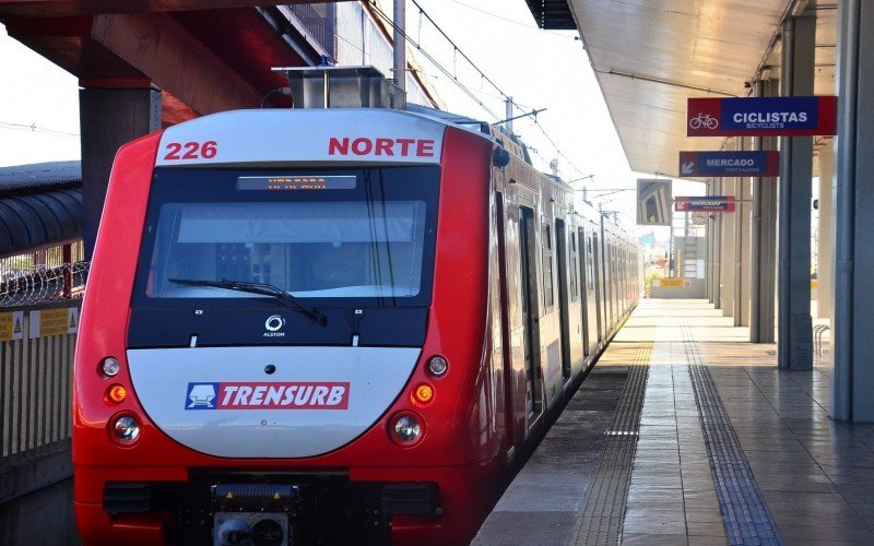 Obra literária em movimento nas estações do metrô