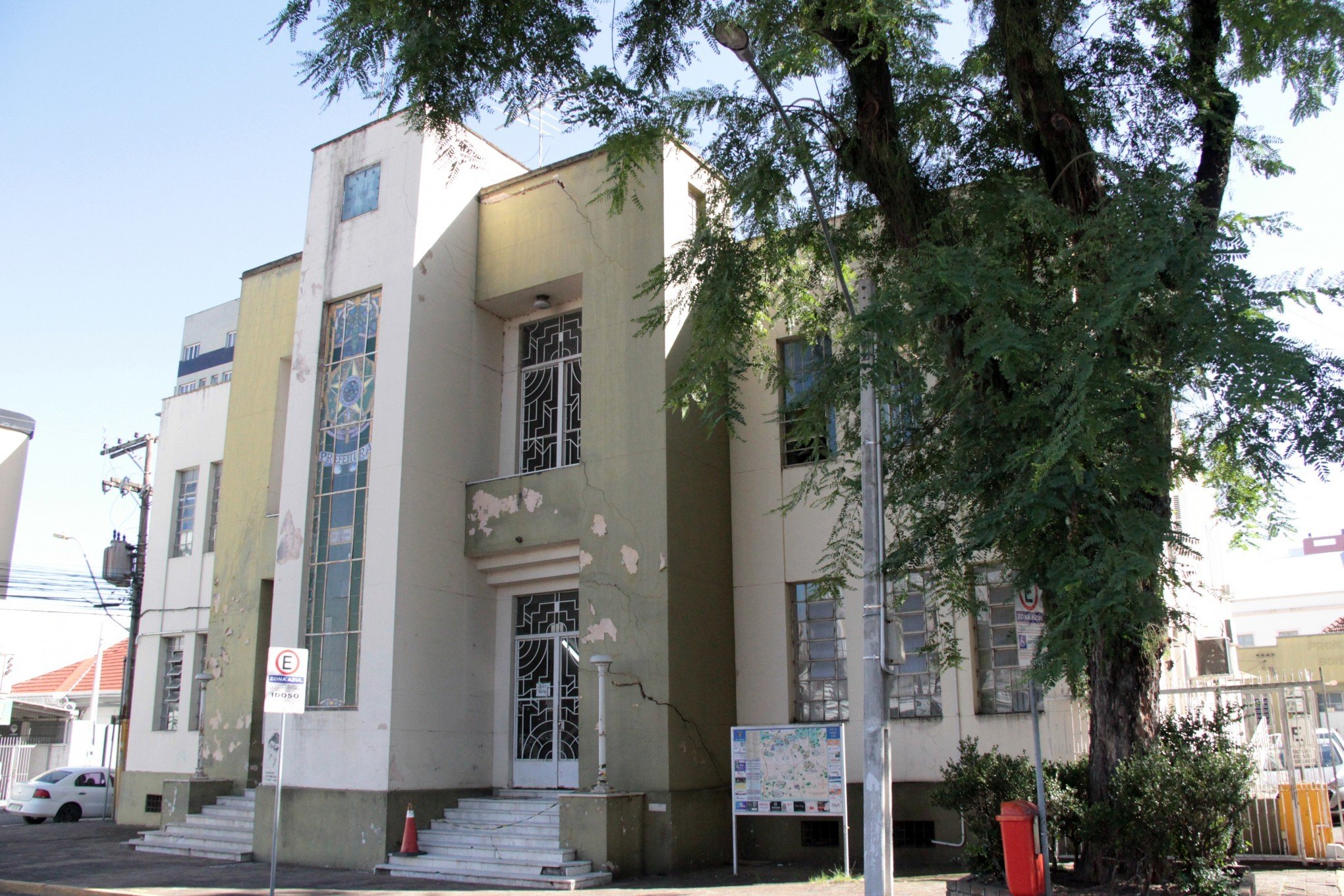 Prefeitura se manifesta sobre caso de professora investigada após bebê apresentar mudança de comportamento