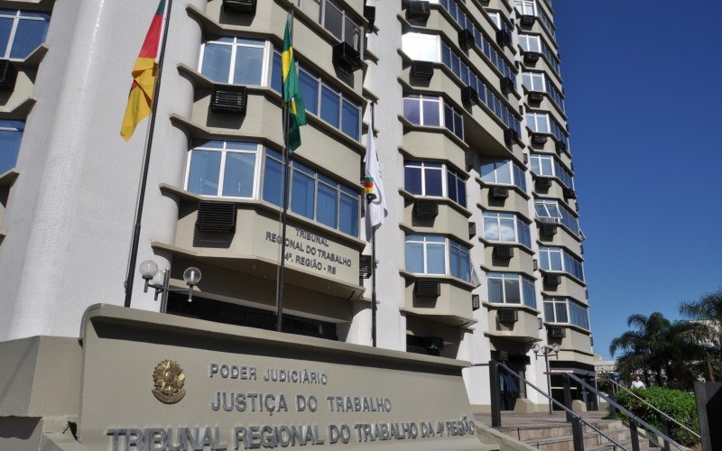 Sede do Tribunal Regional do Trabalho da 4ª Região fica no bairro Praia de Belas, em Porto Alegre | abc+