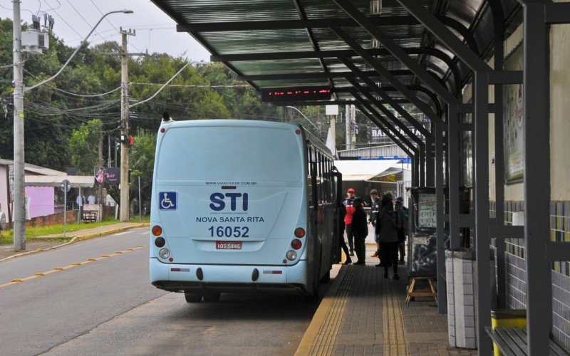 Sistema de transporte é motivo de reclamações entre a população de Nova Santa Rita