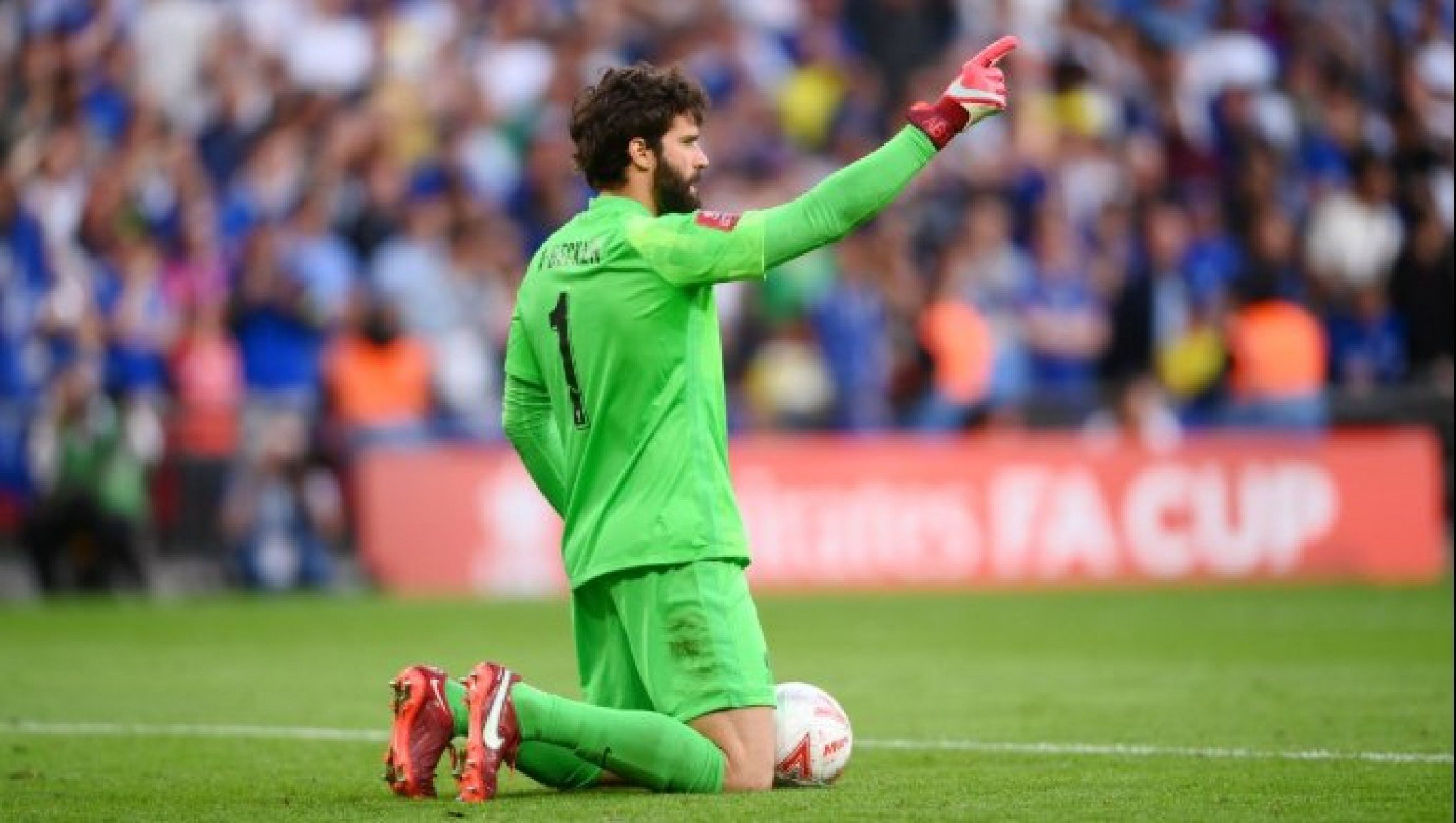 Entramos para a história', diz Alisson após título inglês do Liverpool -  Esportes - Jornal NH