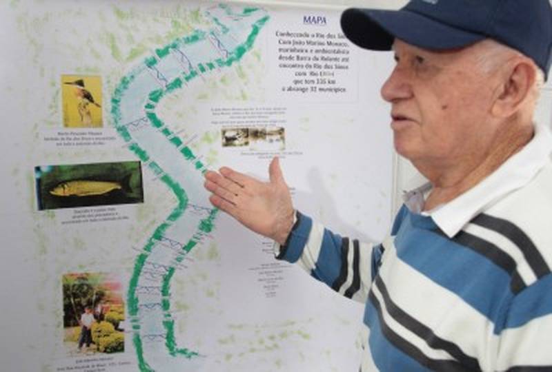 The love and knowledge of Río dos Sinos is depicted on a map drawn by Marino to highlight points of interest along the way.