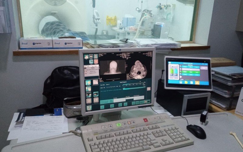 Tomógrafo atualmente em uso pelo Hospital de Pronto Socorro já tem 17 anos