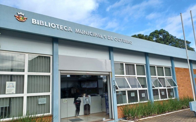 Biblioteca Municipal de Portão volta ao horário normal nesta quinta