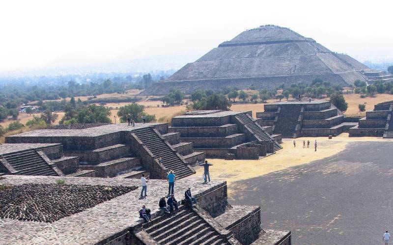 Las pirámides de Theodhihukan, a 40 km de la capital, son una visita obligada.