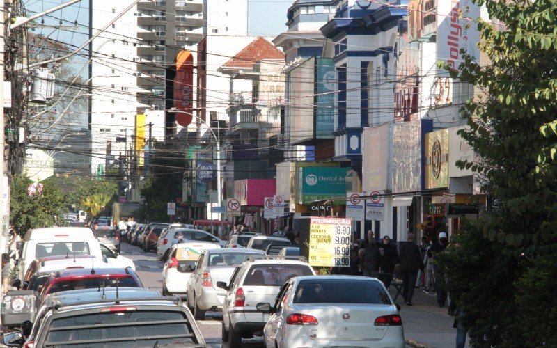 Independência é uma das principais ruas do centro de São Leopoldo 