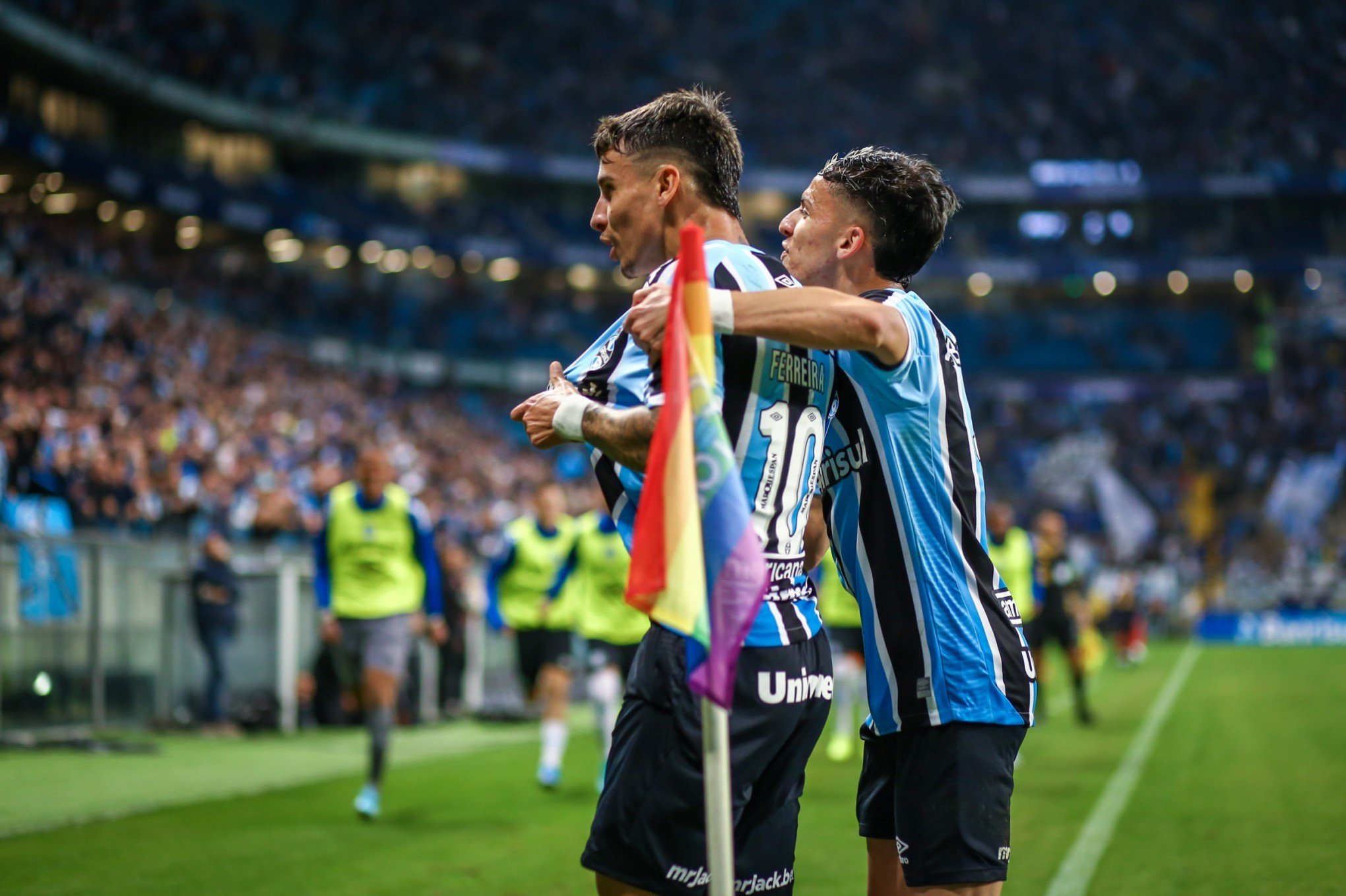 Grêmio informa que Ferreira terá que passar por cirurgia de hérnia