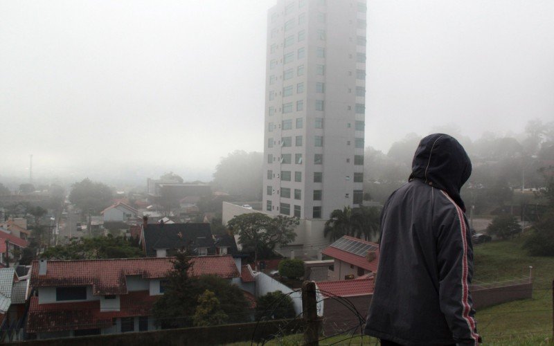 Neblina deixou o amanhecer branco na região | Jornal NH