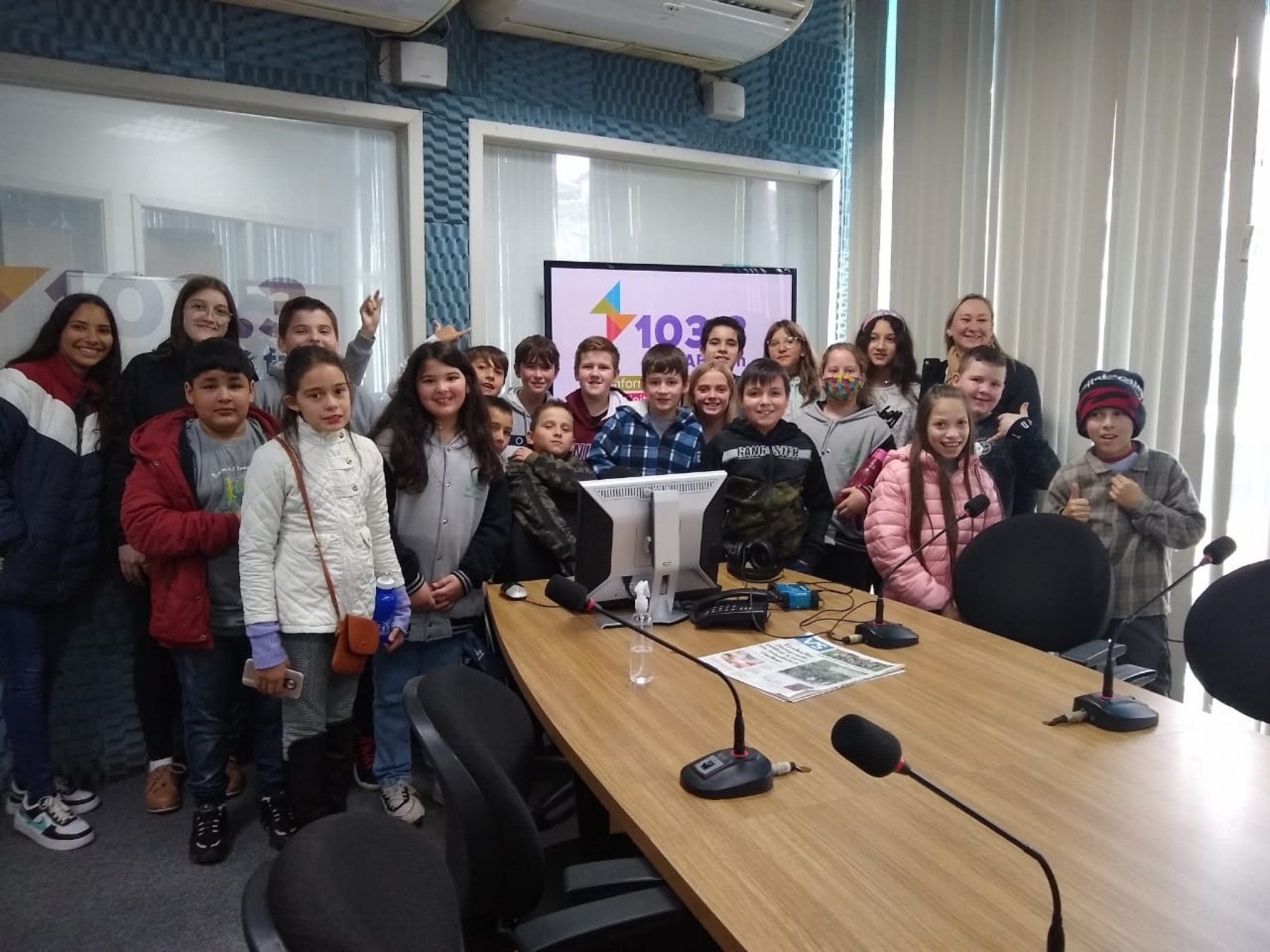 Estudantes de Lindolfo Collor visitam a sede dos jornais do Grupo Sinos
