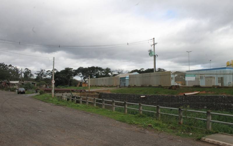 Estação de Tratamento de Esgoto da Vila Palmeira ganha árvores para