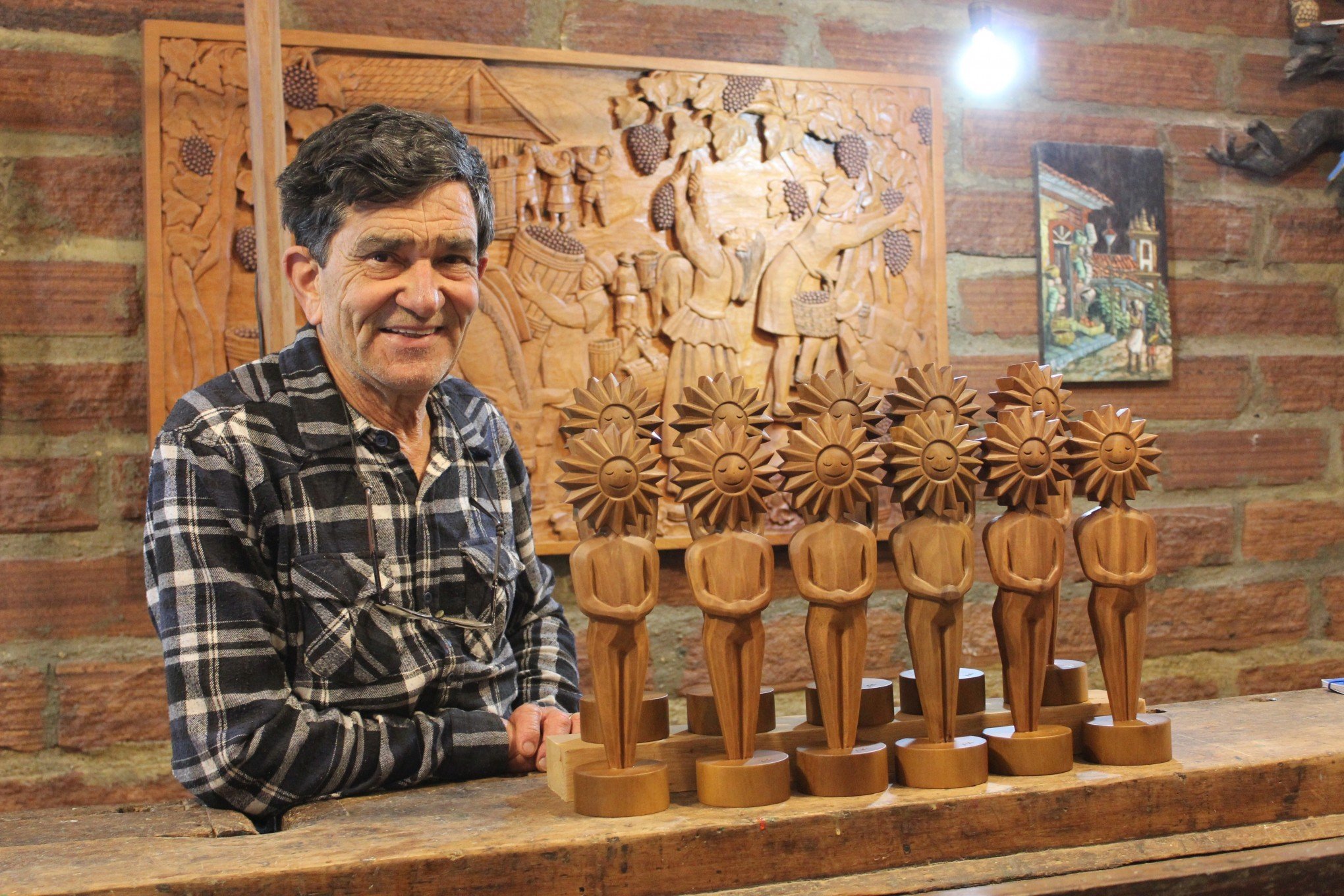 Primeiro artesão que esculpiu Kikito será homenageado na Câmara de Vereadores de Gramado