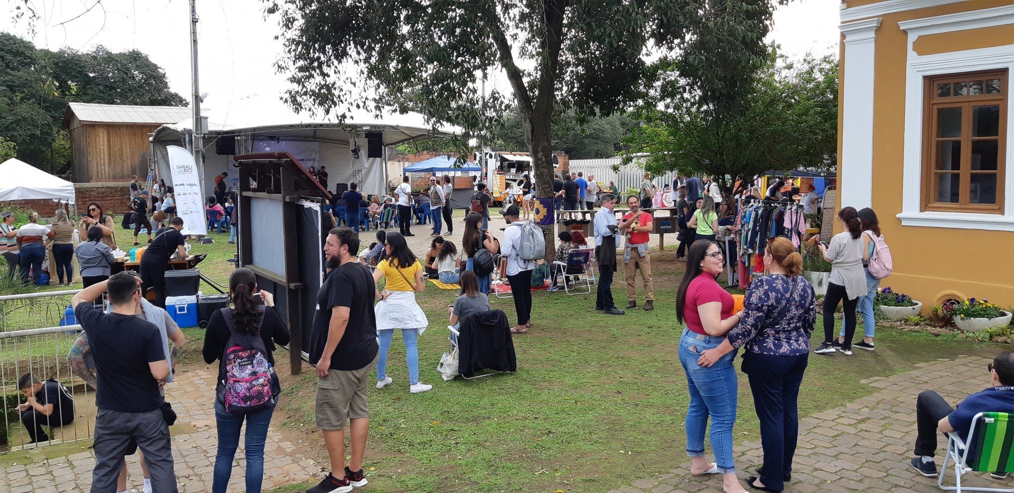 Diversidade cultural e exposições no Sarau do Rio, neste domingo