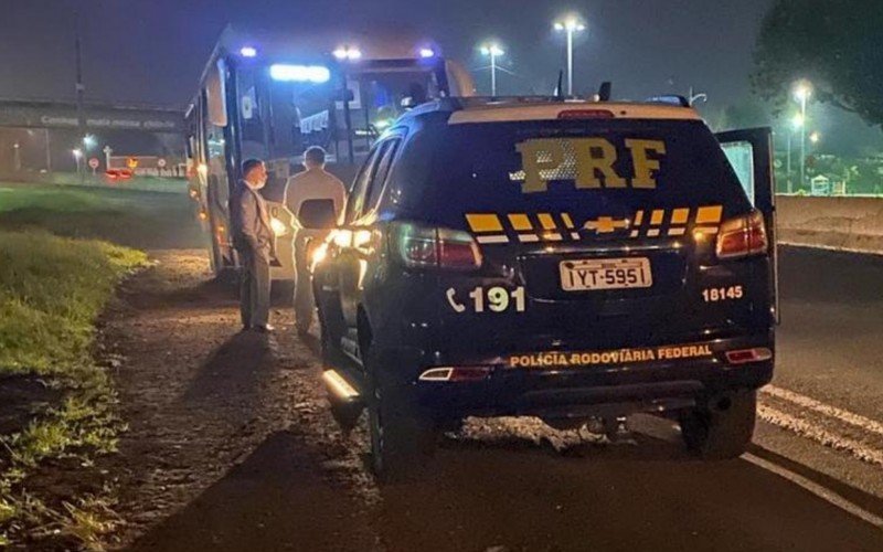 Candidato a deputado morre em capotagem na BR-116 após pneu de ônibus atingir o veículo