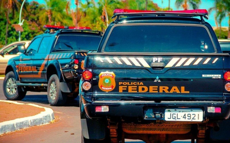 Barcos repletos de cocaína levam PF ao elo do PCC com chefão da máfia italiana | abc+