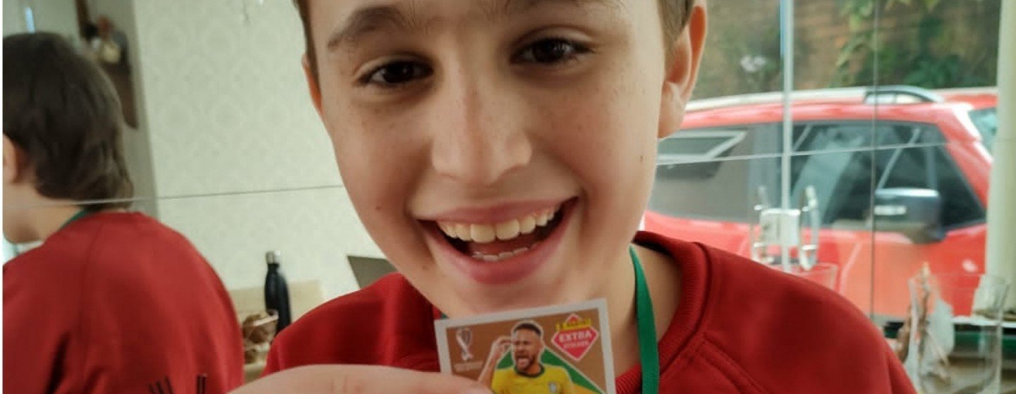 Menino de São Leopoldo encontra figurinha lendária de Neymar do álbum da  Copa do Mundo - Região - Jornal NH