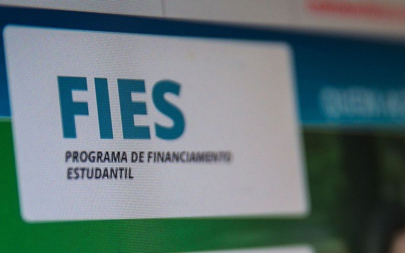 Dívidas do Fies podem ser renegociadas a partir desta terça-feira com até 99% de desconto; entenda as condições