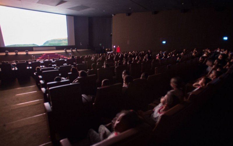 Cinemark lançou uma promoção de ingressos a R$ 15 para assistir uma sessão especial de Harry Potter | abc+