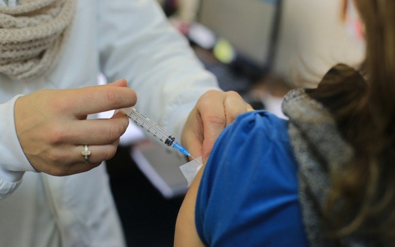 Casos de H1N1 intensificam vacinação