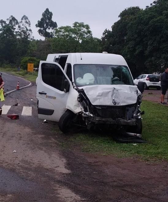 TRABALHEI DE KOMBI RESGATANDO VÍTIMAS DE ACIDENTE DE TRÂNSITO! CARROS  REBAIXADOS ONLINE 