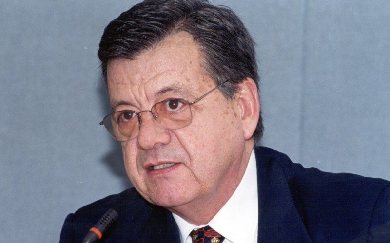 FIERGS presta homenagem póstuma a ex-presidente