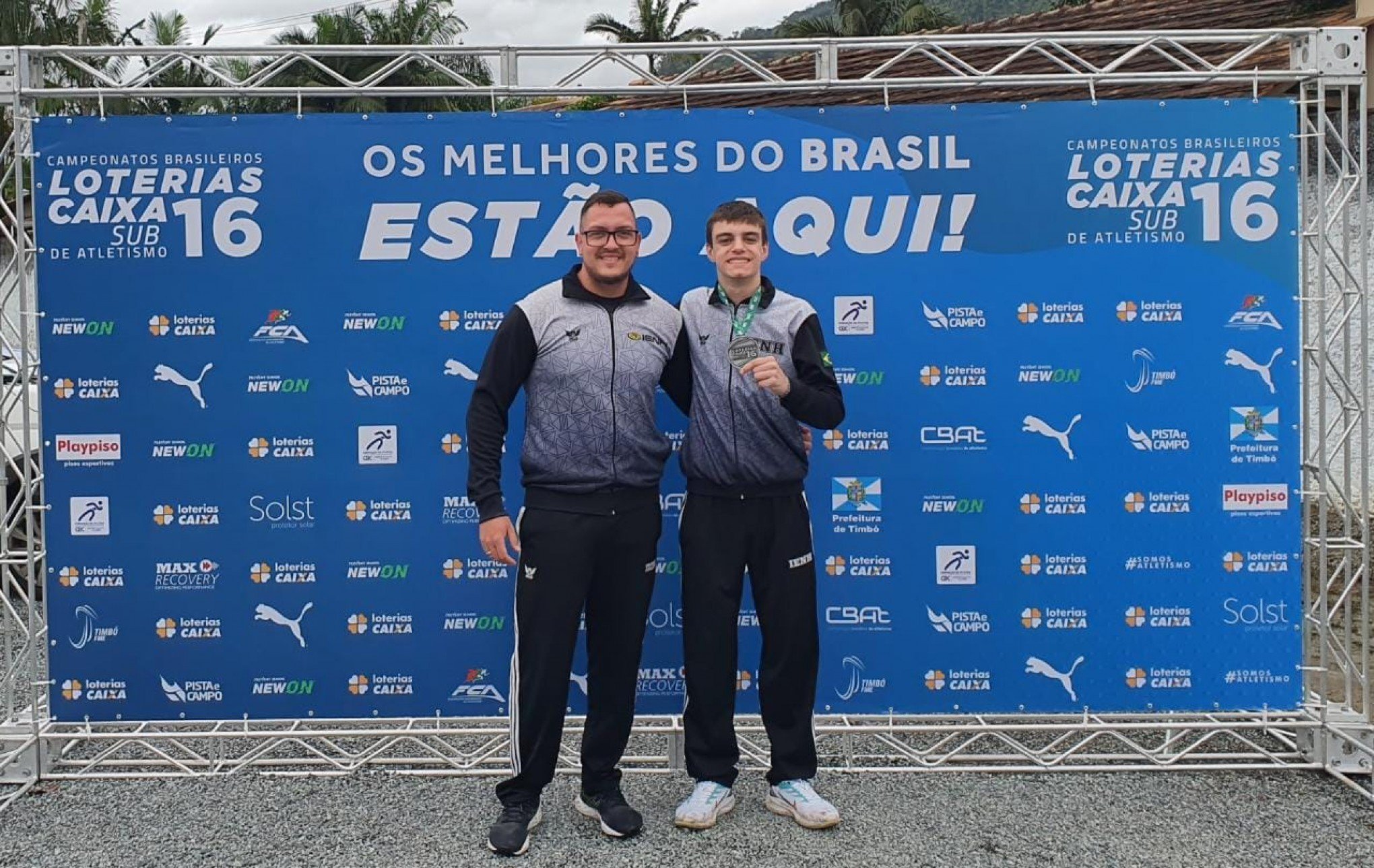 Atletismo da IENH conquista grandes resultados no Troféu Sogipa - Faculdade  - Portal IENH