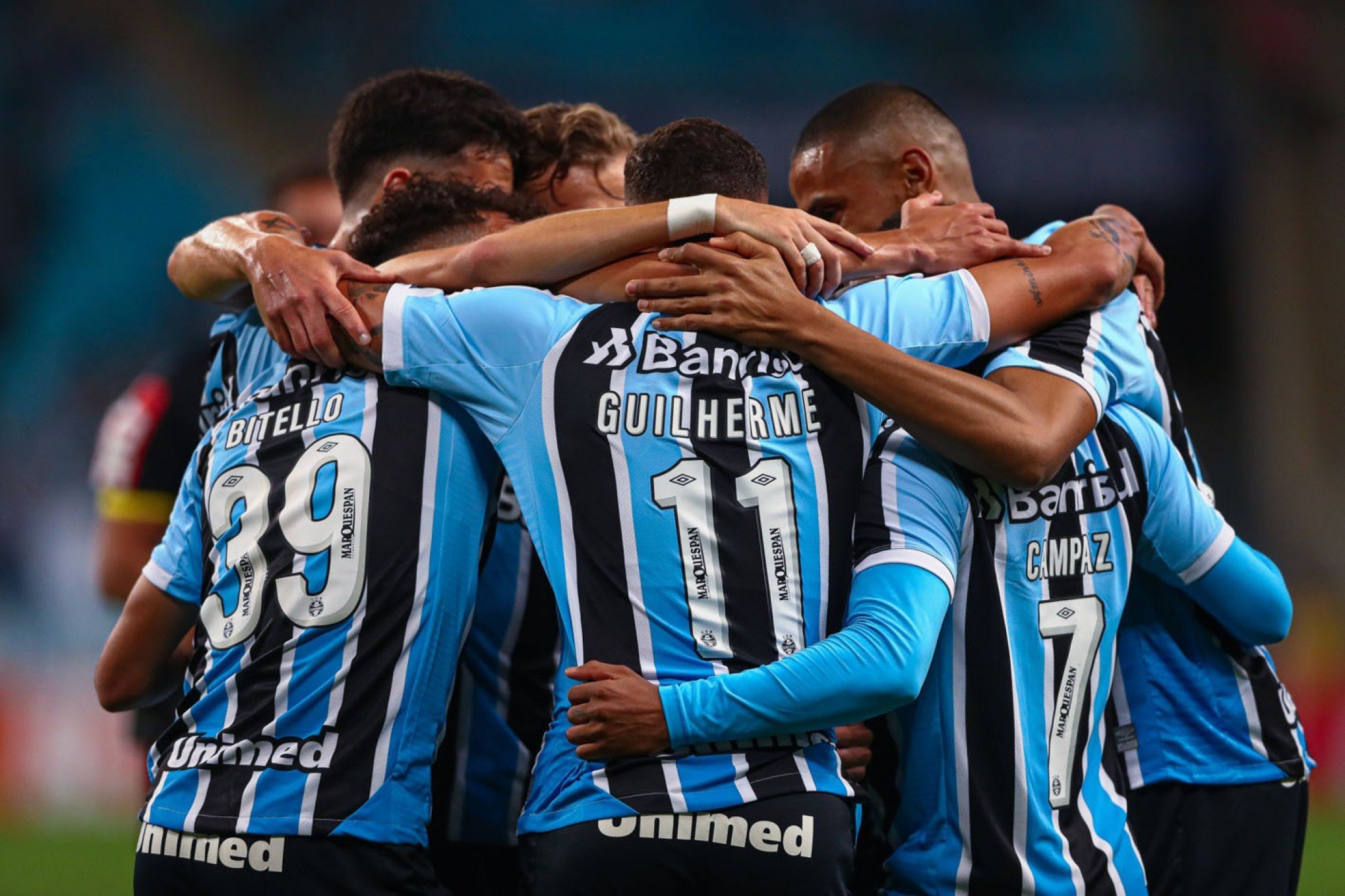 Grêmio coloca 15 jogadores a venda e tenta lucrar valores saibam quem são  eles - SouGremio