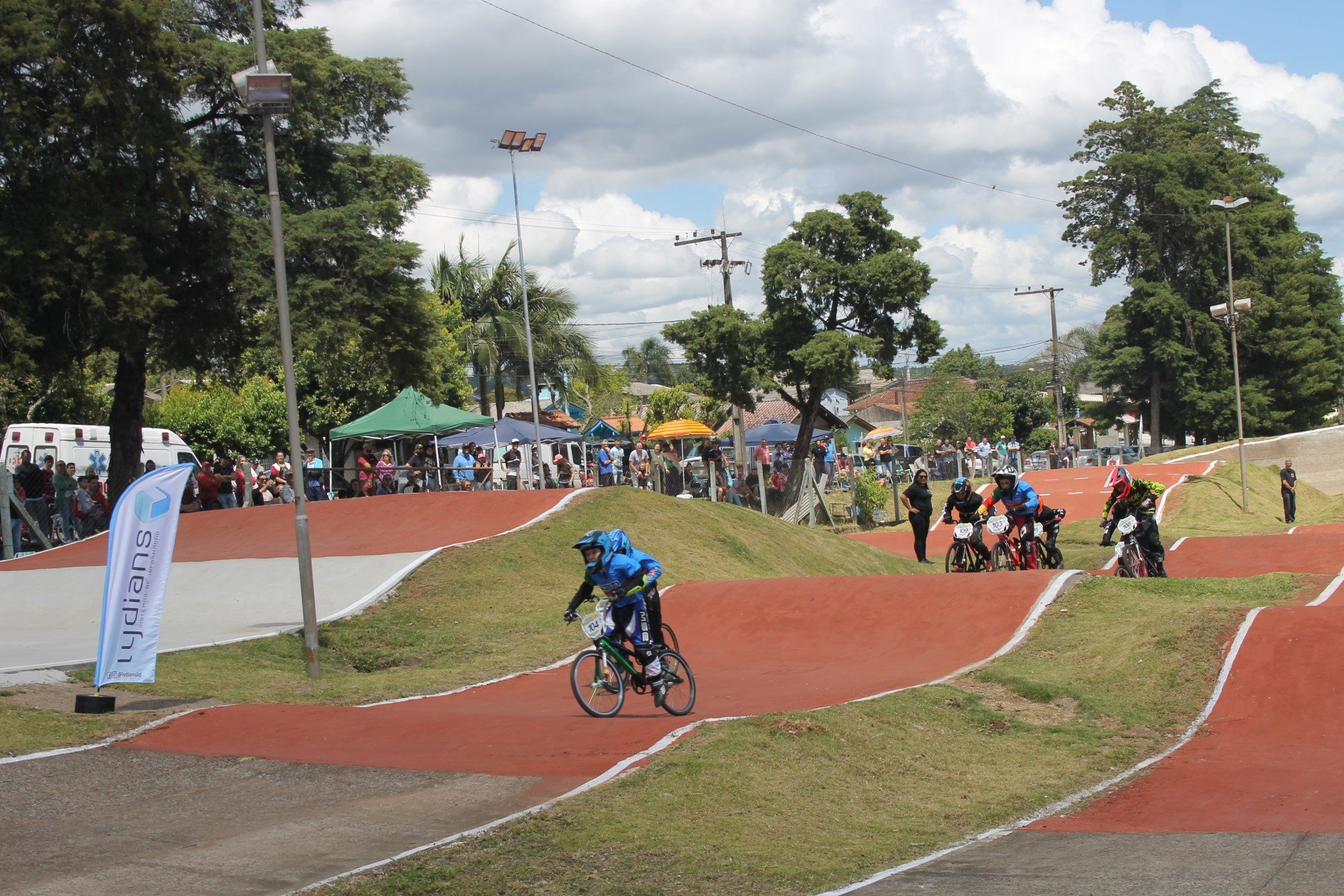 Ivoti recebe mais de 80 atletas em campeonato de bicicross - Esportes -  Diário de Canoas