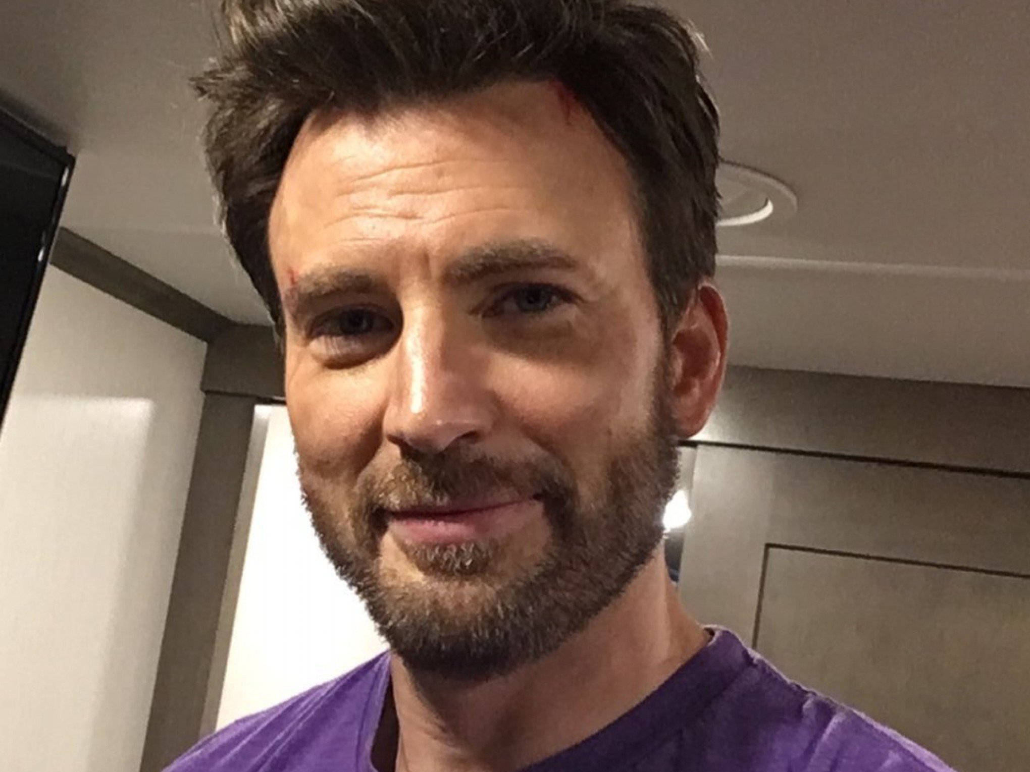 Chris Evans, o Capitão América, retornará aos filmes da Marvel, diz site