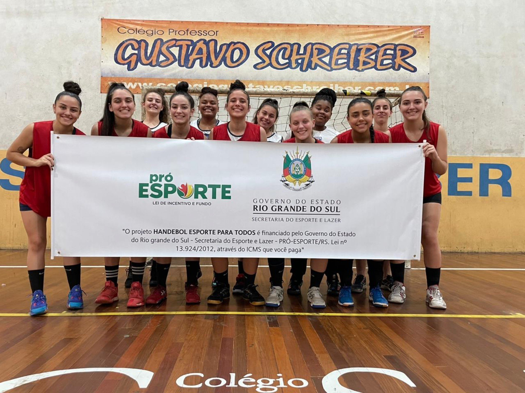 Equipe sub-14 de handebol feminino conquista o quarto lugar no Festival da  Liga de Handebol - Prefeitura de Bragança Paulista