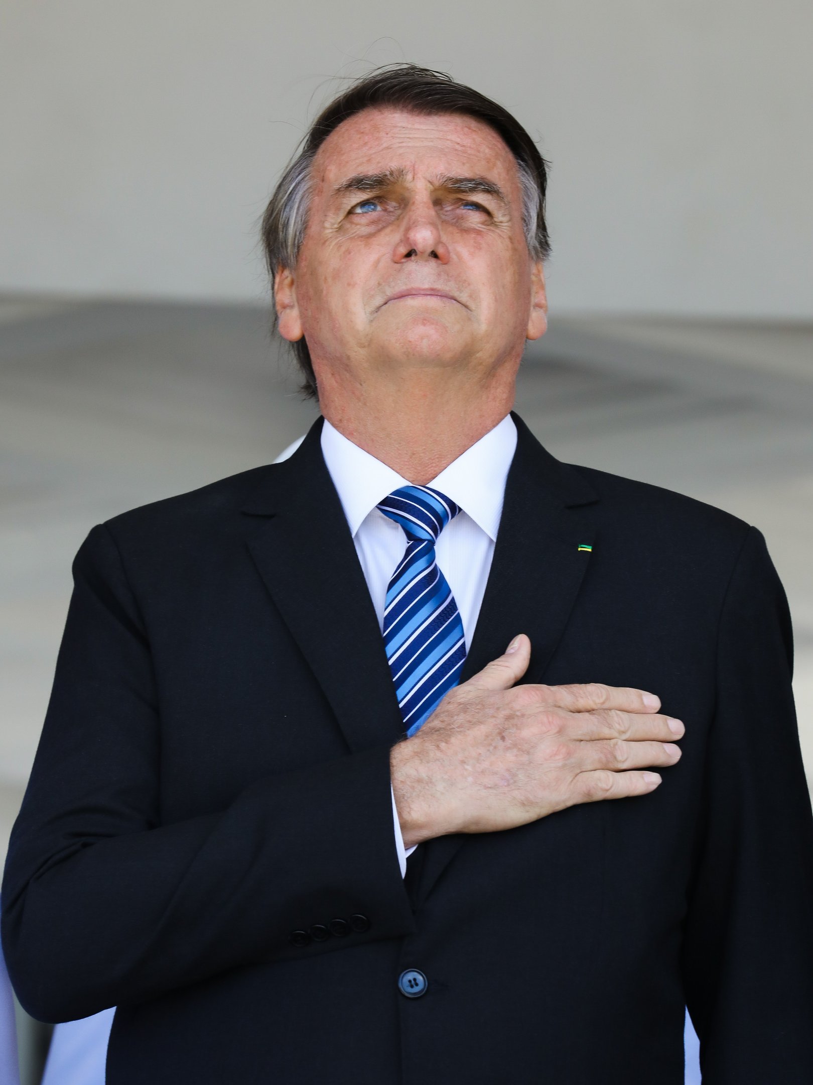 Para evitar combinação de versões, Bolsonaro, Michelle e outros seis darão depoimentos simultâneos à PF hoje