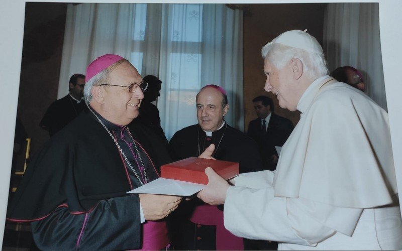 Em maio de 2007, Dom Zeno em audiência com Papa Bento XVI