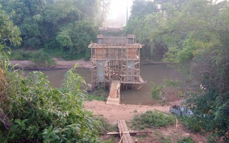 Obra de nova ponte entre Lindolfo Collor e São José do Hortêncio será retomada nesta semana